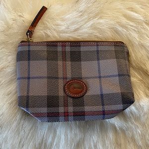 Dooney and Bourke wrist wallet